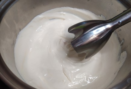 Фото шага рецепта Творожный десерт с облепихой 188830 шаг 2  