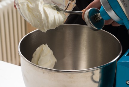 Фото шага рецепта Творожный крем со сметаной 140402 шаг 2  