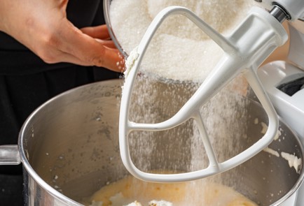 Фото шага рецепта Творожный кулич без дрожжей 176178 шаг 4  