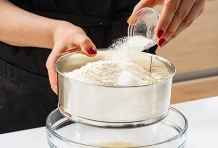 Фото шага рецепта Творожный кулич без дрожжей 176178 шаг 6  