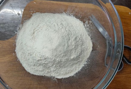 Фото шага рецепта Творожный кулич 176227 шаг 2