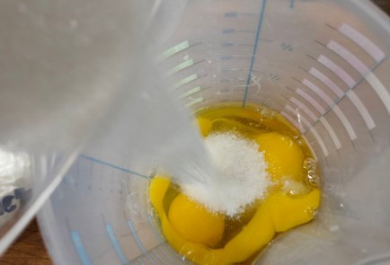 Фото шага рецепта Творожный кулич 176227 шаг 8