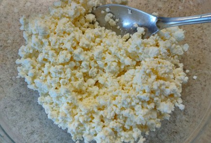 Фото шага рецепта Творожный пирог с абрикосами 189875 шаг 2  