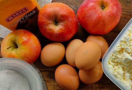 Фото шага рецепта Творожный пирог с яблоками 191295 шаг 1