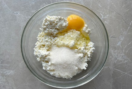 Фото шага рецепта Творожный штрудель 187006 шаг 6  