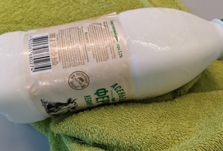 Фото шага рецепта Творожный сыр с зеленым базиликом 174154 шаг 2  