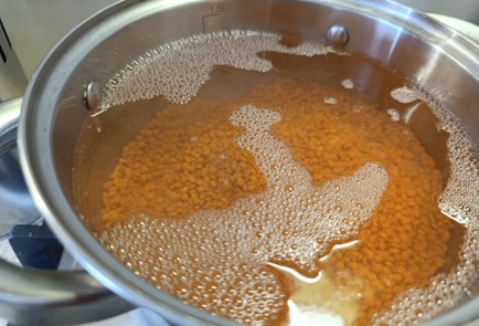 Фото шага рецепта Тыква печеная с чечевицей и изюмом 190711 шаг 12  