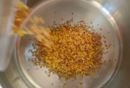 Фото шага рецепта Тыква с беконом пореем и рисом  шаг 14 