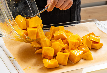 Фото шага рецепта Тыква в духовке кусочками 190419 шаг 6  