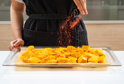 Фото шага рецепта Тыква в духовке кусочками 190419 шаг 7  