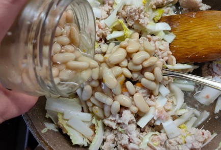 Фото шага рецепта Тыква запеченная с фаршем фасолью и пекинской капустой 175886 шаг 8  