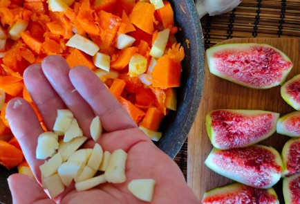 Фото шага рецепта Запеченная тыква с инжиром и яблоком 174550 шаг 6  