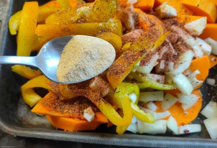 Фото шага рецепта Тыква запеченная со сладким перцем и луком 175892 шаг 12  