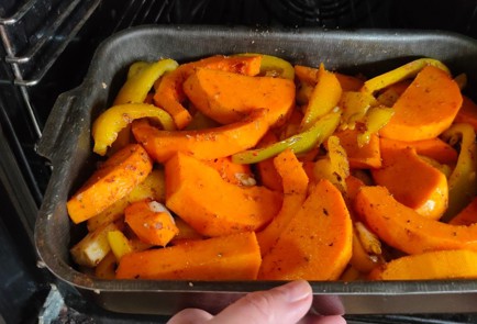 Фото шага рецепта Тыква запеченная со сладким перцем и луком 175892 шаг 15  