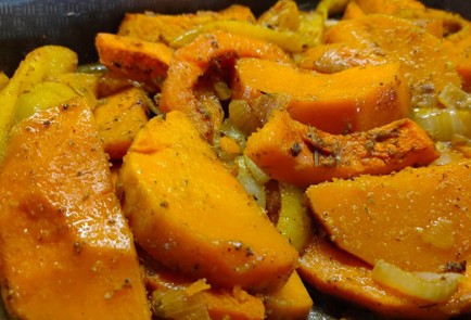 Фото шага рецепта Тыква запеченная со сладким перцем и луком 175892 шаг 16  