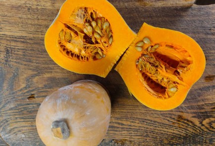 Фото шага рецепта Тыква запеченная со сладким перцем и луком 175892 шаг 2  