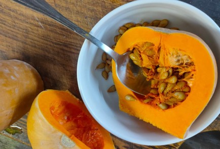 Фото шага рецепта Тыква запеченная со сладким перцем и луком 175892 шаг 3  