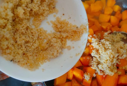 Фото шага рецепта Тыква жаренная с кускусом 176176 шаг 14