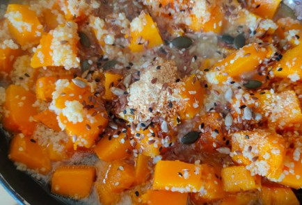 Фото шага рецепта Тыква жаренная с кускусом 176176 шаг 17