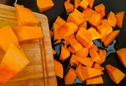 Фото шага рецепта Тыква жаренная с кускусом 176176 шаг 5