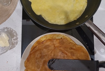 Фото шага рецепта Тыквеннобанановые блины с куркумой 191356 шаг 18  