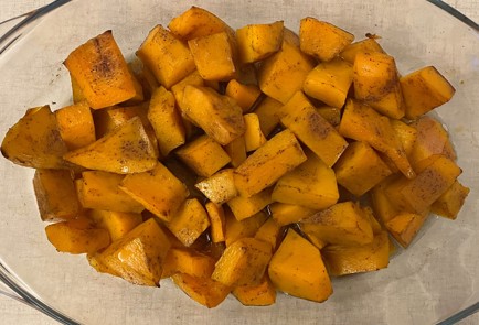 Фото шага рецепта Тыквенное печенье с изюмом 191169 шаг 6  