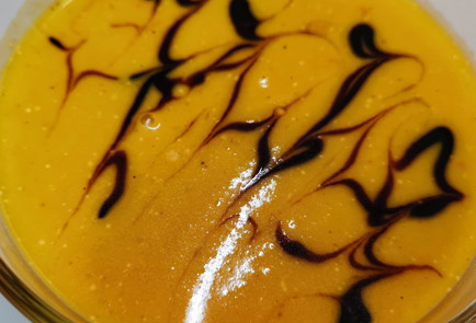 Фото шага рецепта Тыквенный суп с бальзамическим кремом 151779 шаг 17  