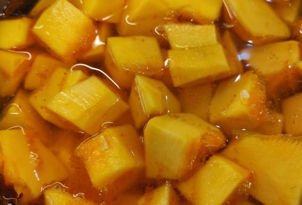 Фото шага рецепта Тыквенный суп со спаржей 152365 шаг 4  