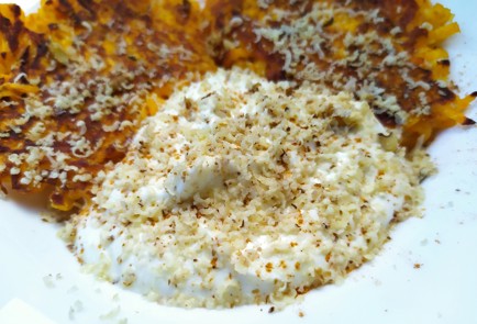 Фото шага рецепта Тыквенные драники 189238 шаг 9  