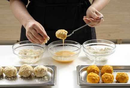 Фото шага рецепта Тыквенные крокеты 152801 шаг 7  