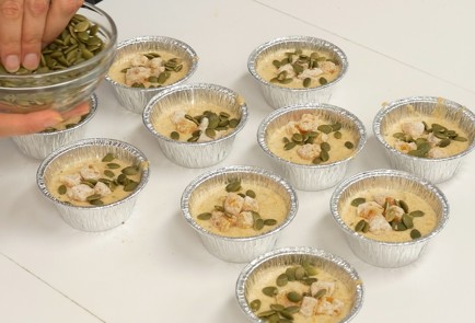 Фото шага рецепта Тыквенные маффины с розмарином 46007 шаг 4  