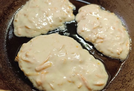 Фото шага рецепта Тыквенные оладьи 190696 шаг 12  