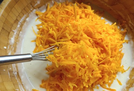 Фото шага рецепта Тыквенные оладьи 190696 шаг 9  