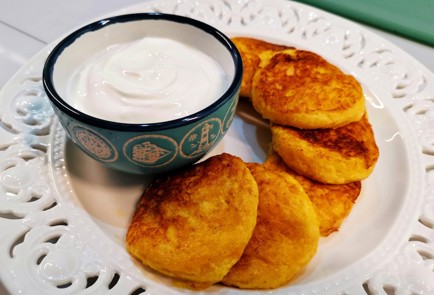 Фото шага рецепта Тыквенные оладьи 191447 шаг 11  