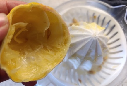 Фото шага рецепта Тыквенный кекс с орехами 190693 шаг 20  