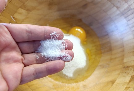 Фото шага рецепта Тыквенный кекс с орехами 190693 шаг 4  