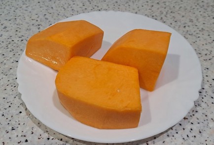 Фото шага рецепта Тыквенный салат 190451 шаг 2  