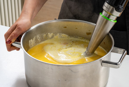 Фото шага рецепта Тыквенный суп классический 190333 шаг 8  