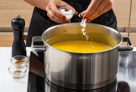 Фото шага рецепта Тыквенный суп классический 190333 шаг 9  