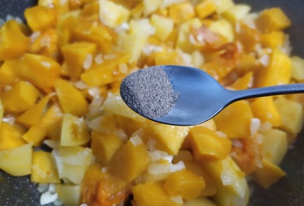 Фото шага рецепта Тыквенный суп 190485 шаг 7  