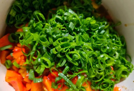 Фото шага рецепта Тплый салат из печных овощей 189186 шаг 10  