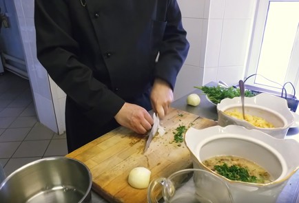 Фото шага рецепта Тюря 125041 шаг 1  