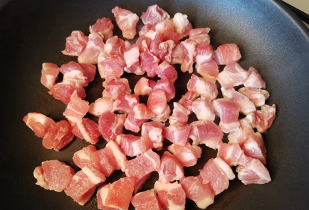 Фото шага рецепта Удон со свининой 189309 шаг 2  