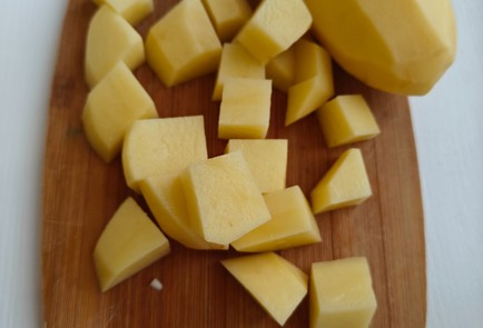 Фото шага рецепта Уха пофински со сливками 175330 шаг 4  