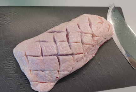 Фото шага рецепта Утиная грудка на сковороде 191164 шаг 1  