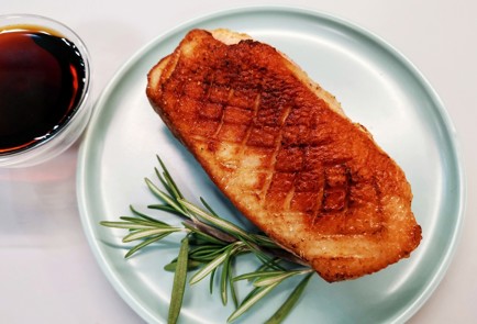 Фото шага рецепта Утиная грудка с хрустящей корочкой 188210 шаг 12