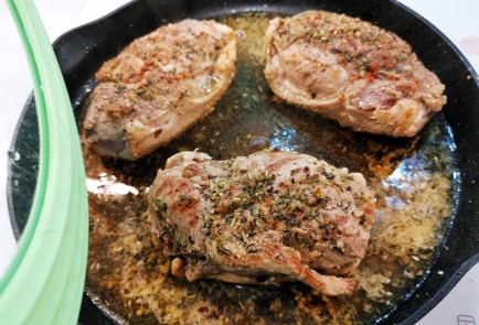 Фото шага рецепта Утиная грудка с итальянскими травами 140694 шаг 9  