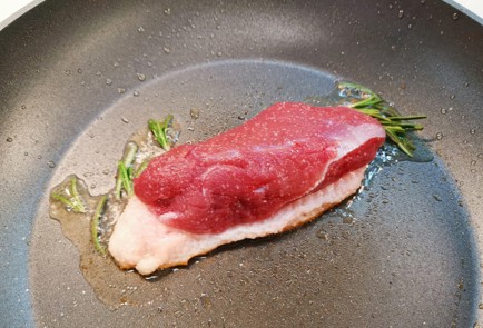 Фото шага рецепта Утиная грудка с мандариновым чатни 188217 шаг 5  