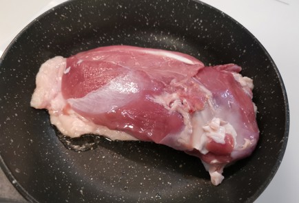 Фото шага рецепта Утиная грудка с медовым соусом 175957 шаг 3  