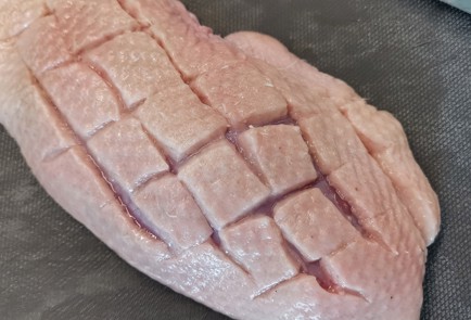 Фото шага рецепта Утиная грудка в духовке 174444 шаг 1  